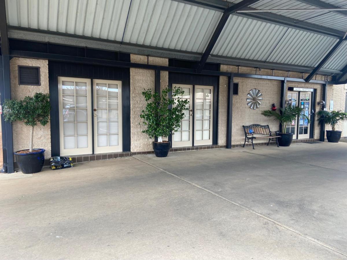 Seasons Motor Dubbo